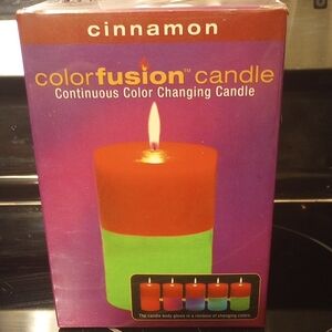 NIB Colorfusion Continuous Color Changing Cinnamon Scented Candle